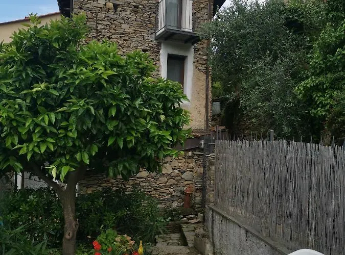 Casa Davide Dolcedo