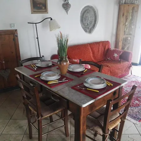 Casa Davide Hébergement de vacances Dolcedo