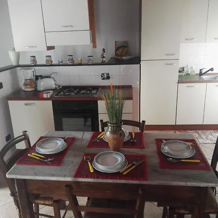 Casa Davide * Dolcedo