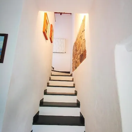 Casa Davide Dolcedo